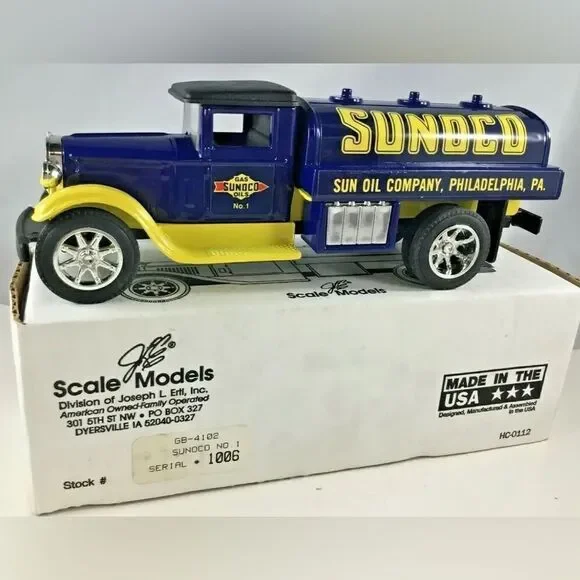 Sunoco Tanker Truck No. 1 Sun Oil Co. 1993 American Classics Ertl Vintage NIB - Picture 3 of 6